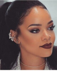 Read more about the article HOW THE BILLIONAIRE ICON & LIVING LEGEND RIHANNA IS CHANGING THE WORLD OF COSMETICS~